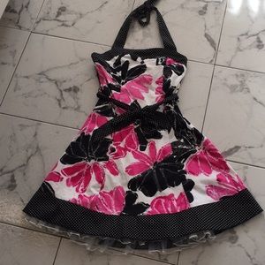 Girls halter dress with polka dot trim. Size 8